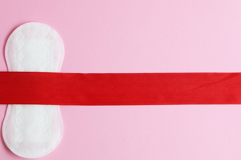 ciclo menstrual de 21 dias.